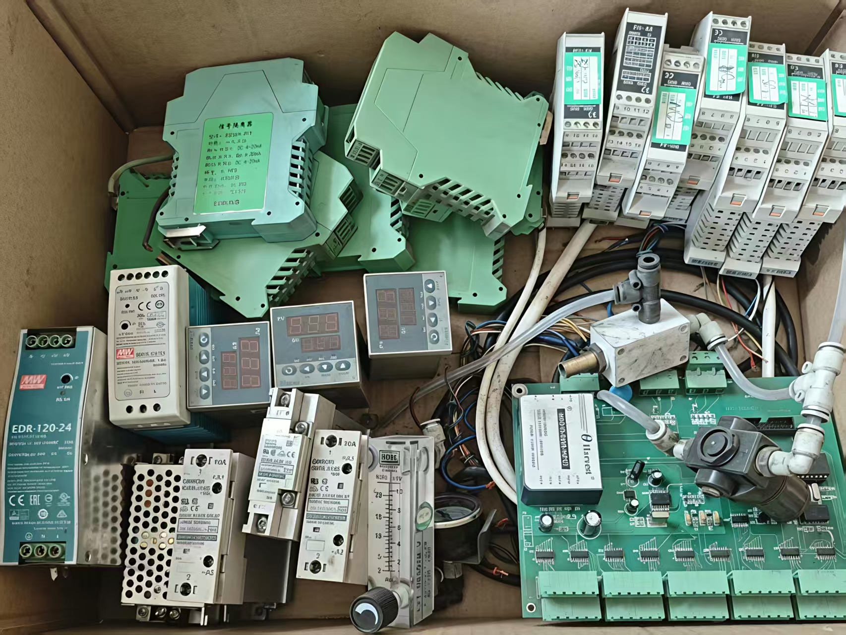 香港电子电器设备销毁服务 | 如何彻底销毁数据与设备？勤合阳光国际提供双效合一解决方案