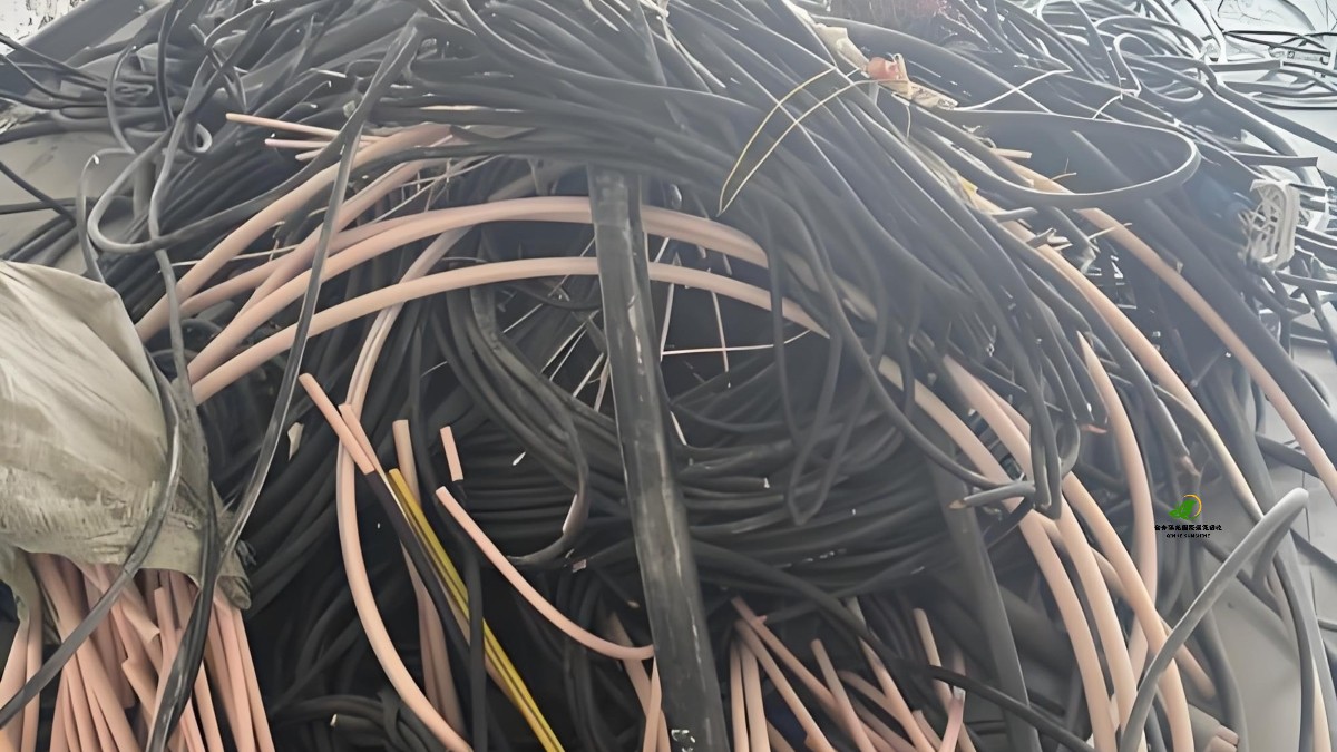 光亮铜线销毁场景解析：企业残次铜材如何做到不可逆破碎与品牌保护
